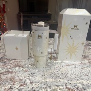 🌟🆕🌟 Stanley •Limited Edition • Starlight Shimmer NWT 30oz